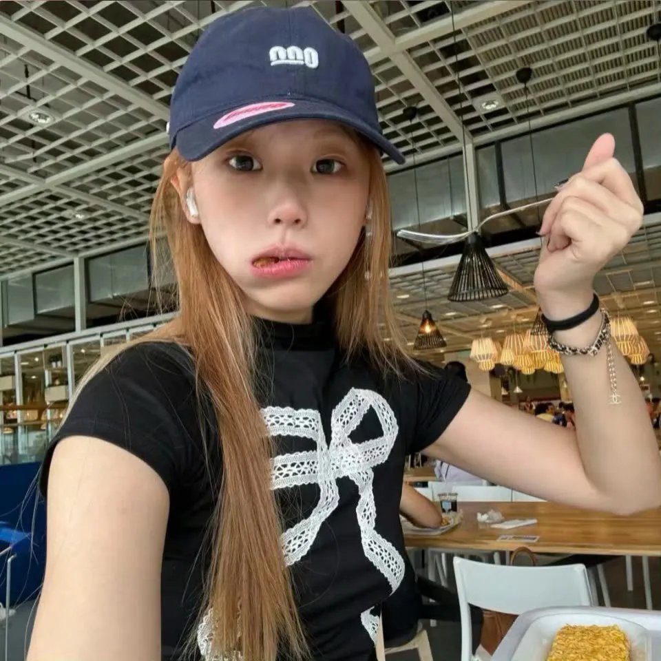 靓佬揾靴著