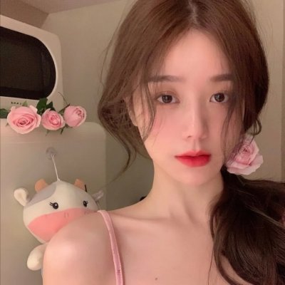 绿茵场外